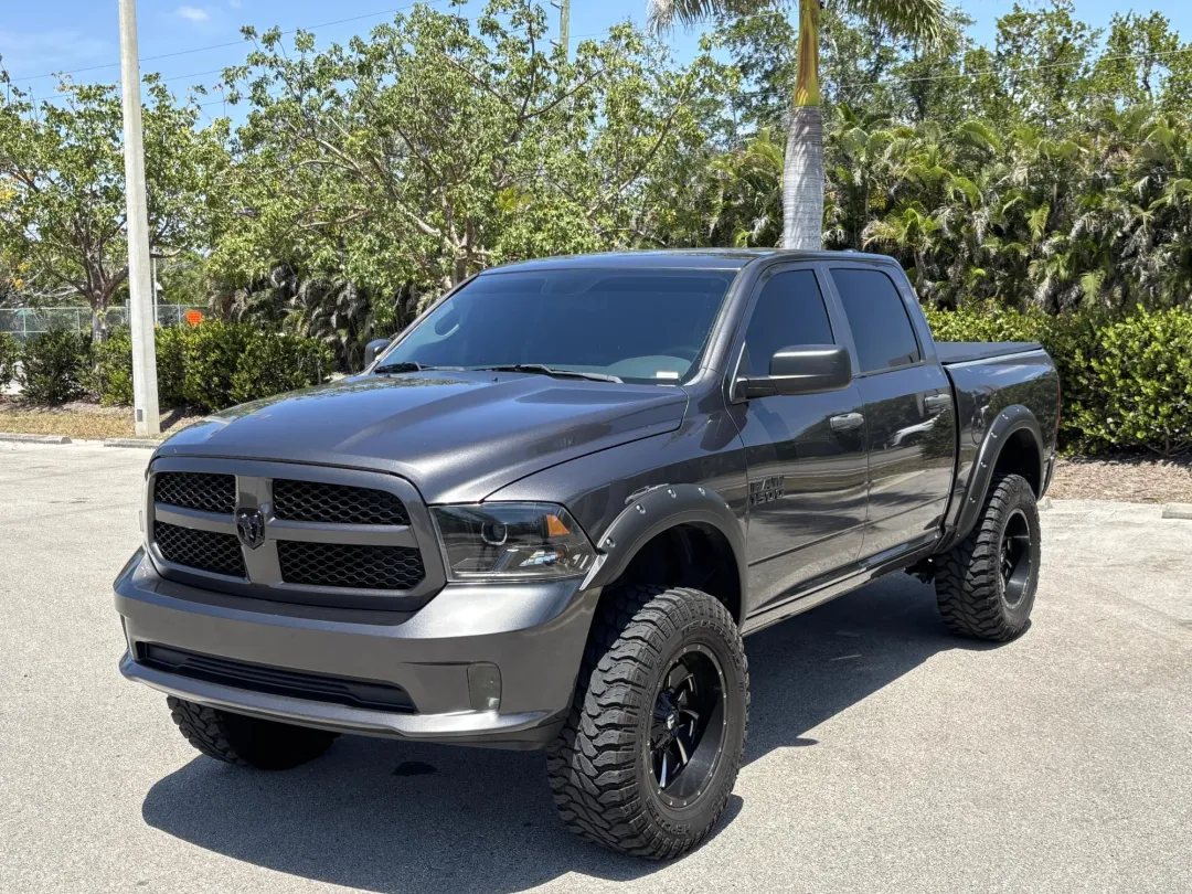 2018 Ram 1500 - 1C6RR6KG2JS297019 - Image #2