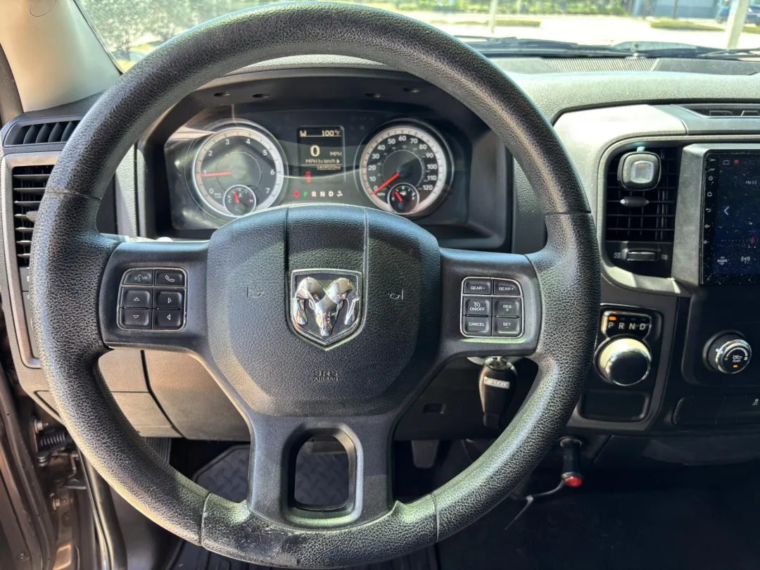 2018 Ram 1500 - 1C6RR6KG2JS297019 - Image #18