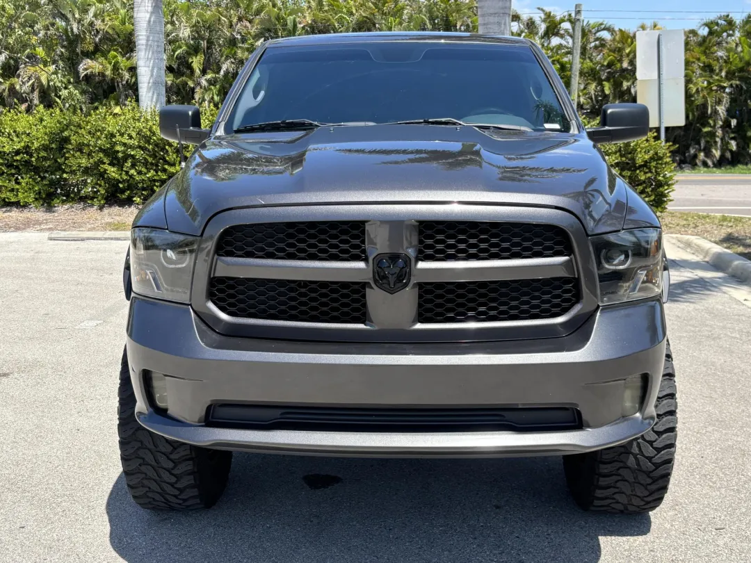 2018 Ram 1500 - 1C6RR6KG2JS297019 - Image #3
