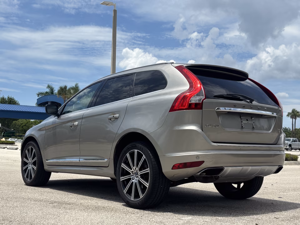 2015 Volvo XC60 Platinum - Photo 6