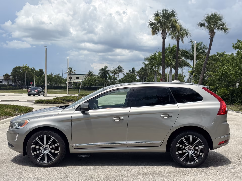 2015 Volvo XC60 Platinum - Photo 9